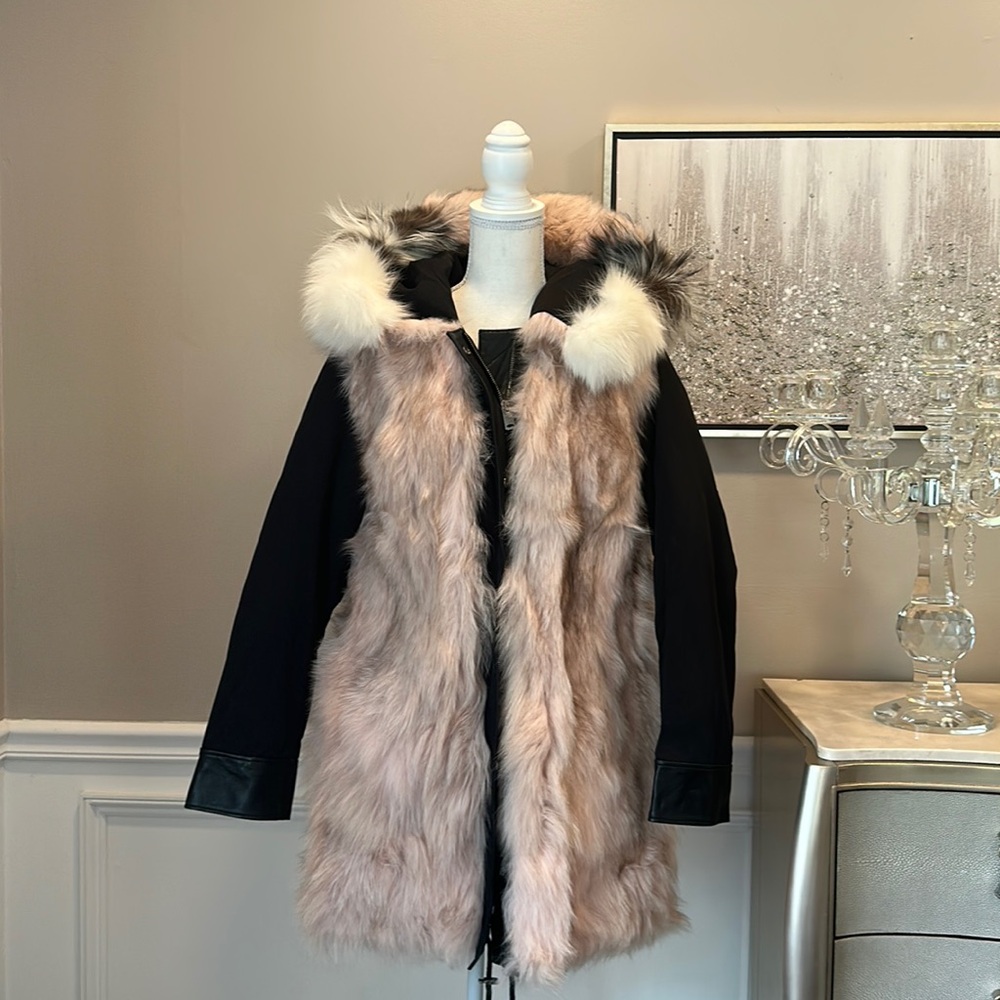 Women parka coat with pink fur and black sleeve with black cuffs leather.size M